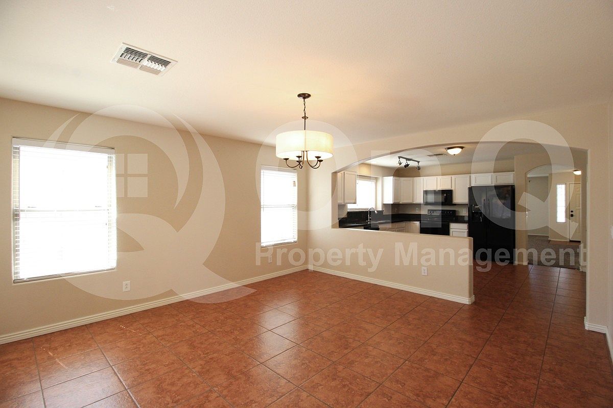 16661 W Belleview St photo 4