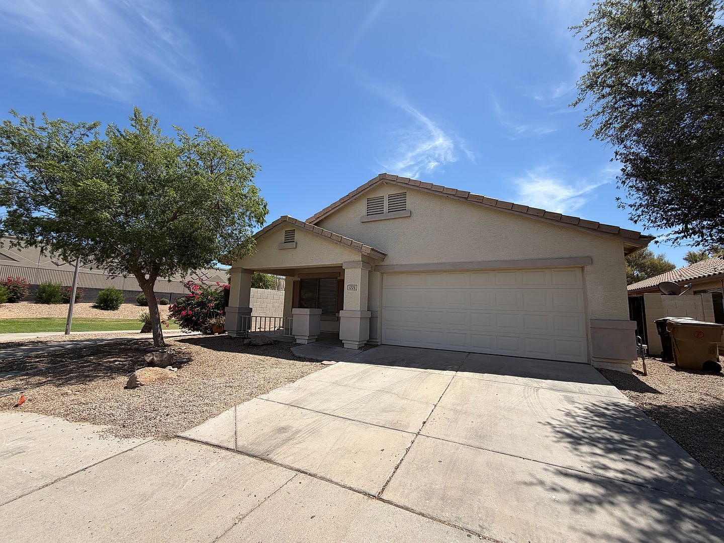 1225 N 159th Dr Goodyear, AZ 85338 photo 2