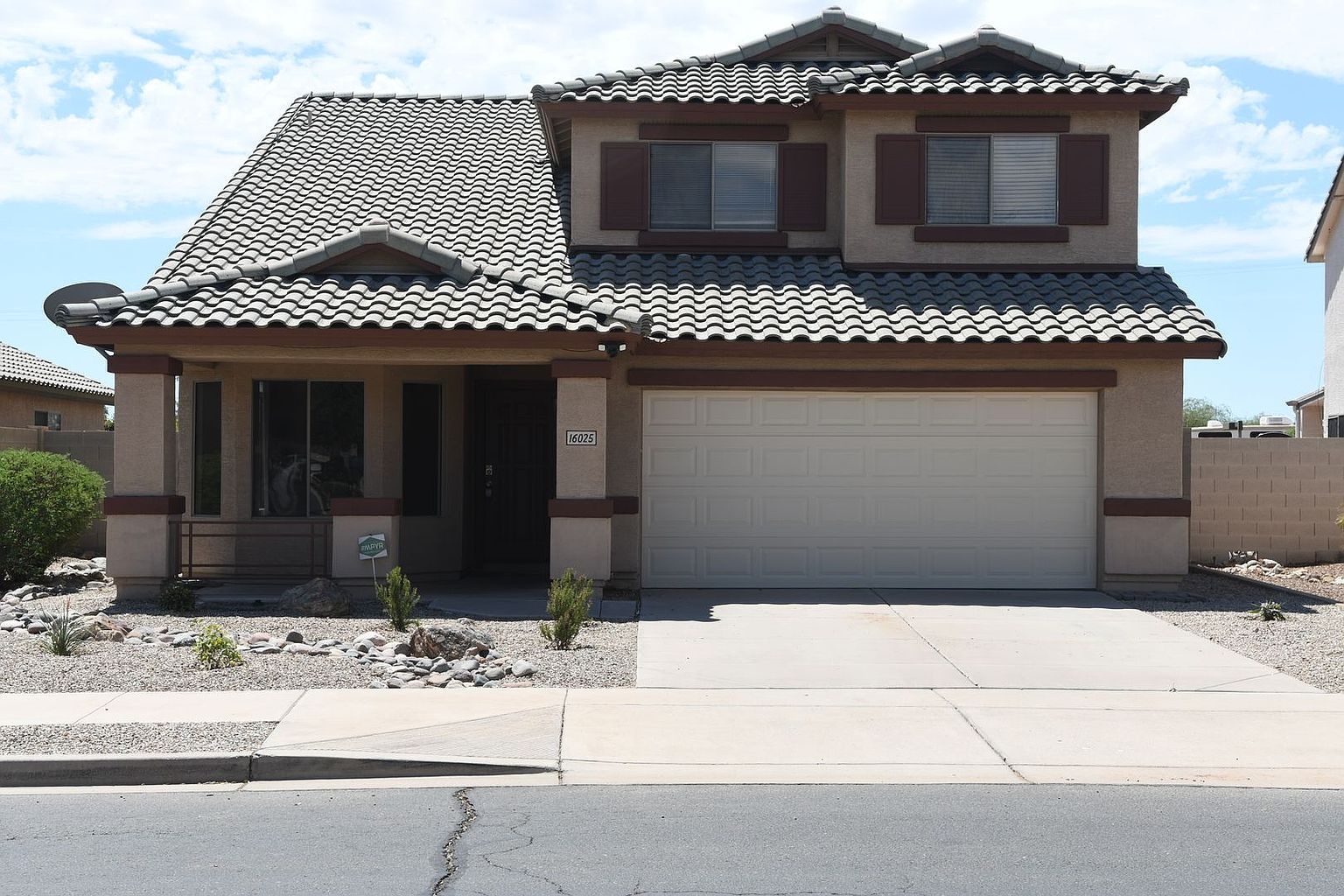 16025 W Diamond St photo 2