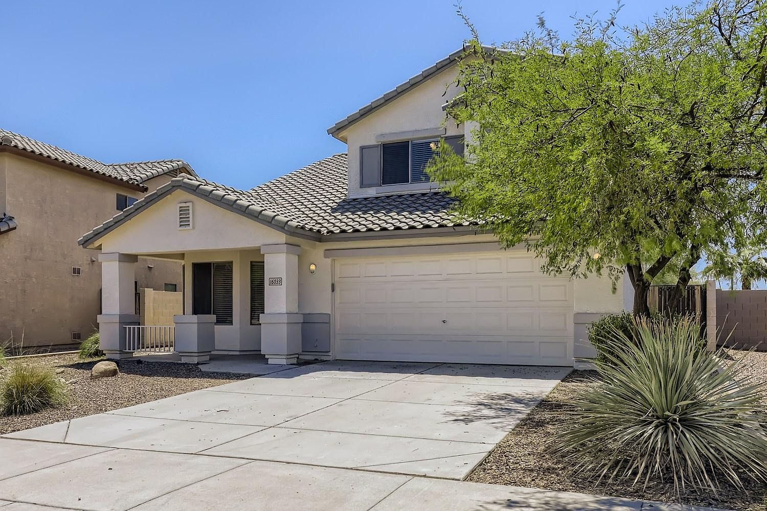 16033 W Diamond St photo 2