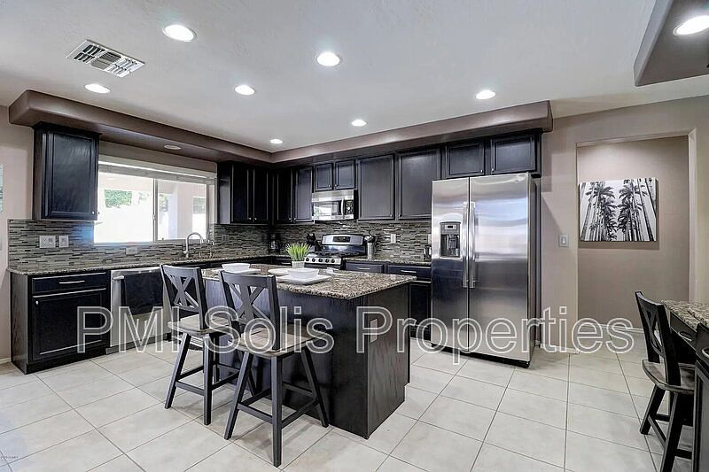 13412 W ANNIKA Drive photo 5