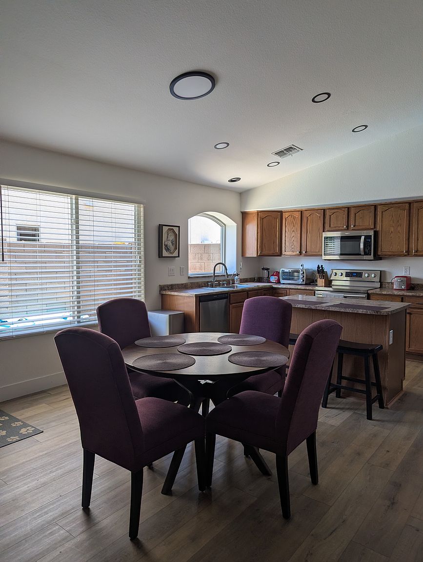 4630 E Torrey Pines Ln photo 4