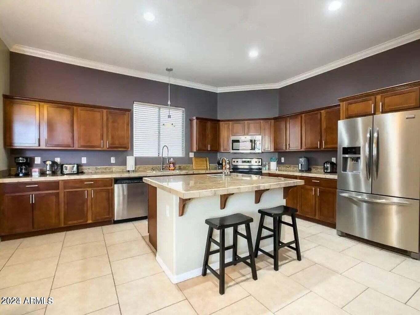 1534 E Kings Ct photo 5