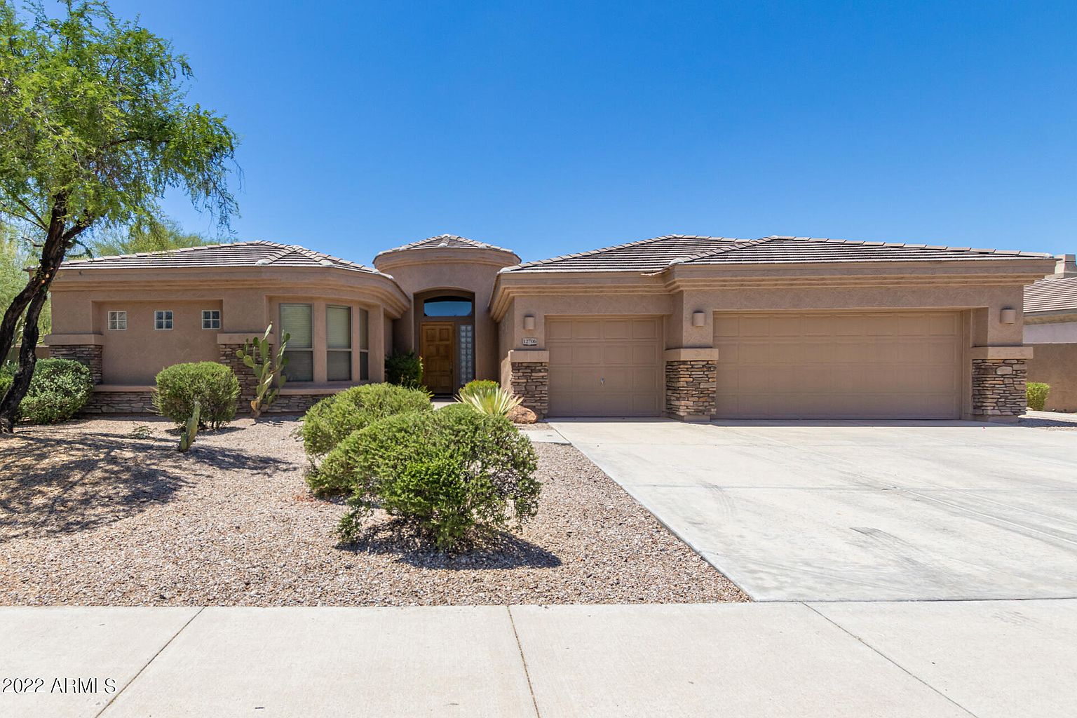 12706 S 176th Ln Goodyear, AZ 85338 photo 2