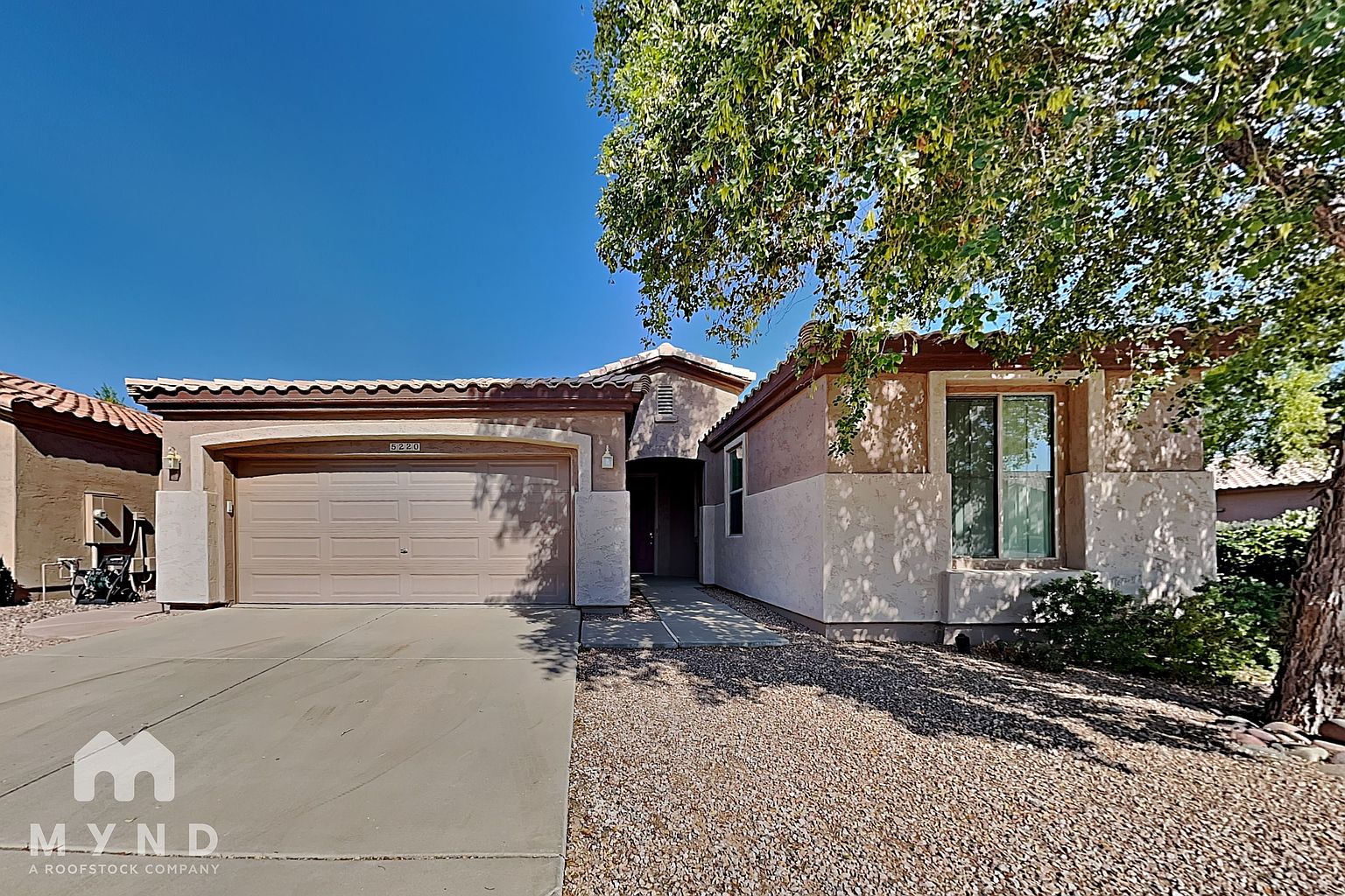 5220 S Citrus Ln Gilbert, AZ 85298 photo 2
