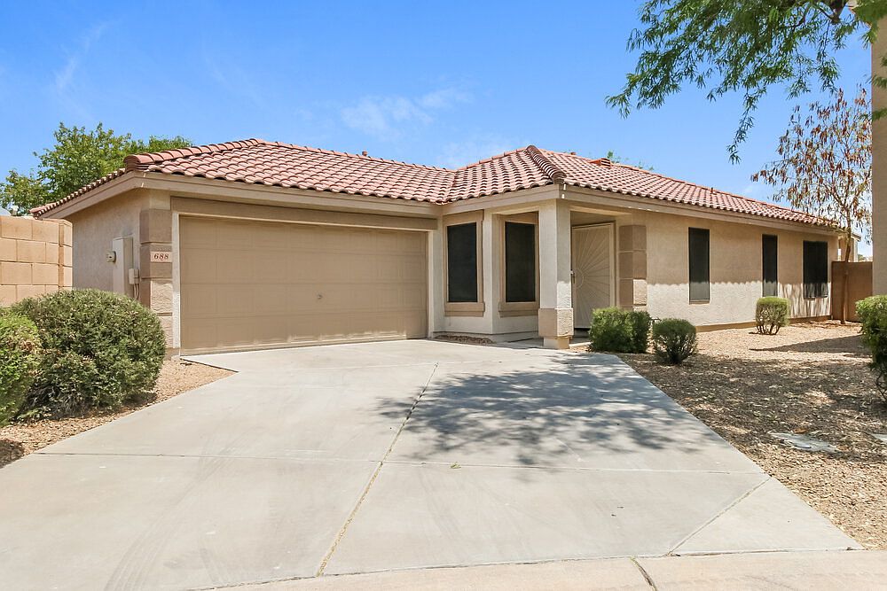 688 E Springfield Pl Chandler, AZ 85286 photo 3