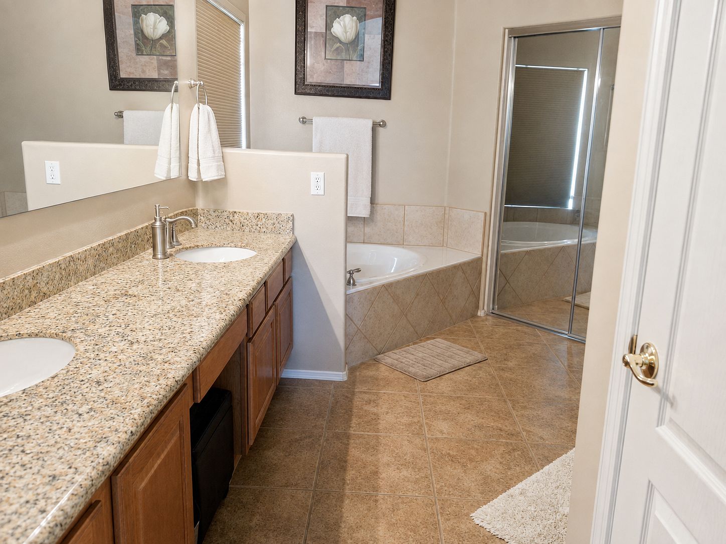 7535 E Tyndall Cir photo 3