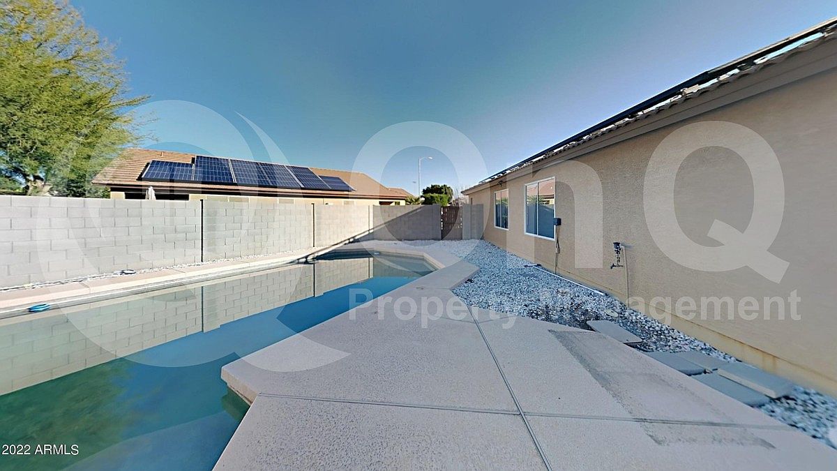 8647 W Monona Ln photo 3