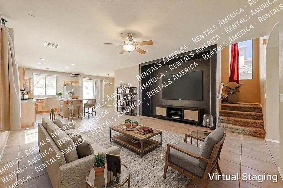 2512 W Old Paint Trail Phoenix, AZ 85086 photo 2
