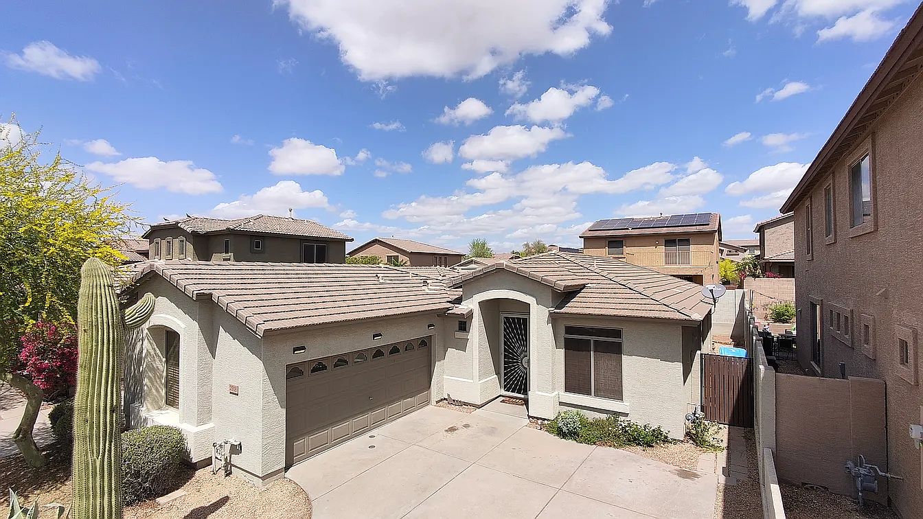 2518 W Florentine Rd photo 3