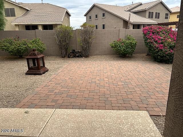 8013 W Lumbee St Phoenix, AZ 85043 photo 4