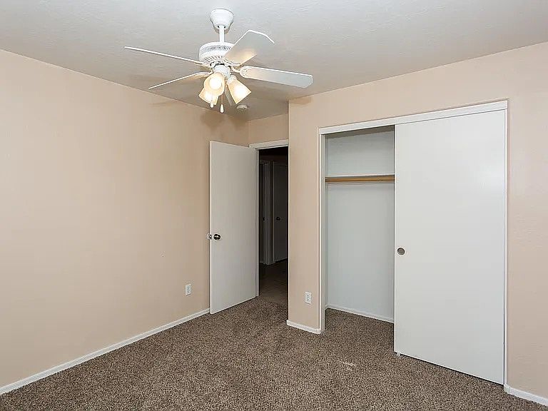 2418 W Carson Rd photo 4