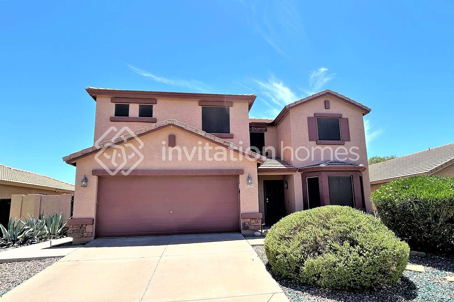 2419 W Maldonado Rd Phoenix, AZ 85041 photo 2