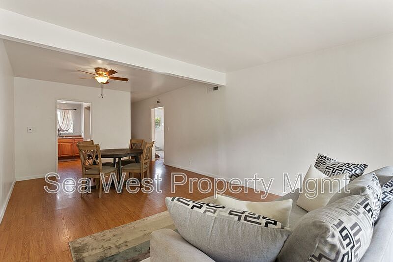 820 Encinitas Blvd photo 3