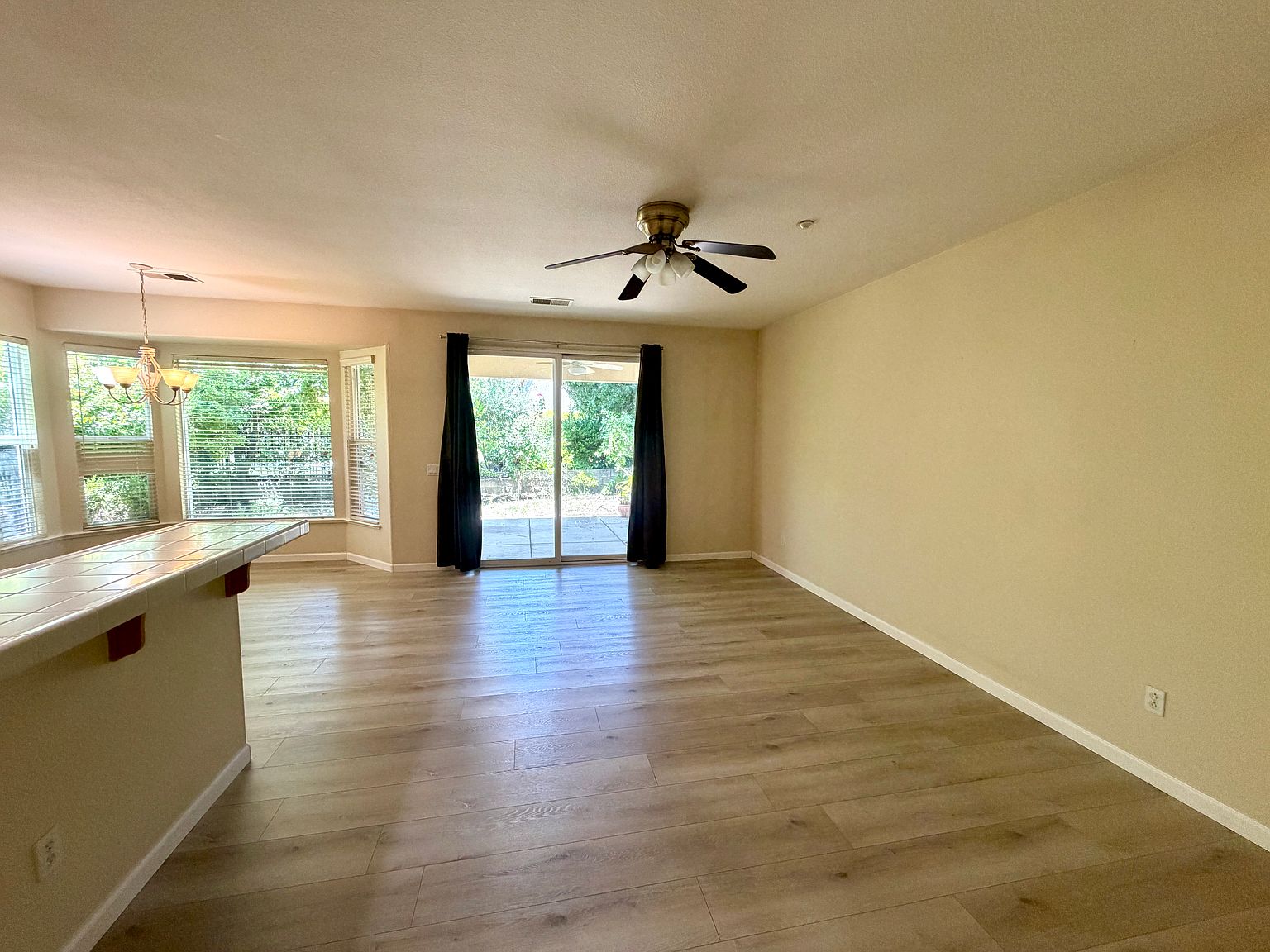 665 Stewart Way photo 5