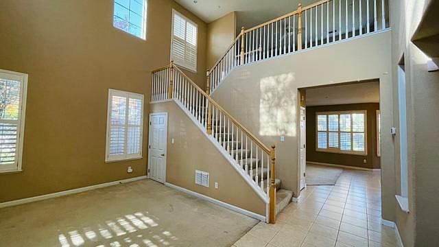 751 Buckeye Ct photo 2