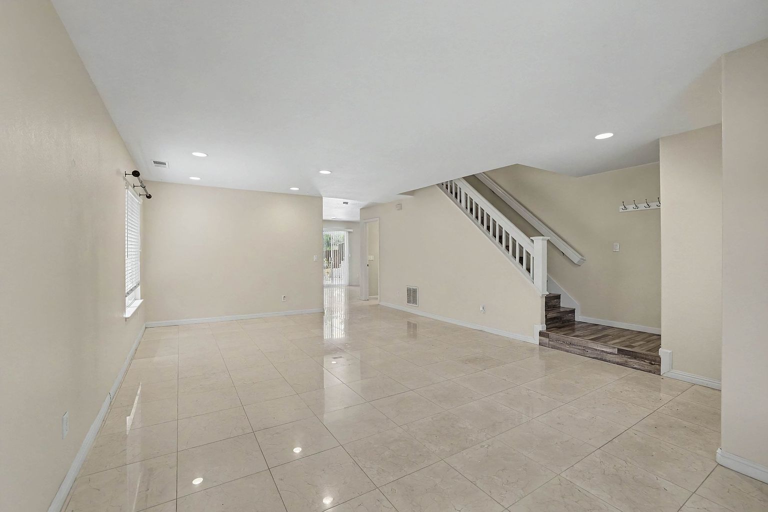 4561 Temblor Way photo 3