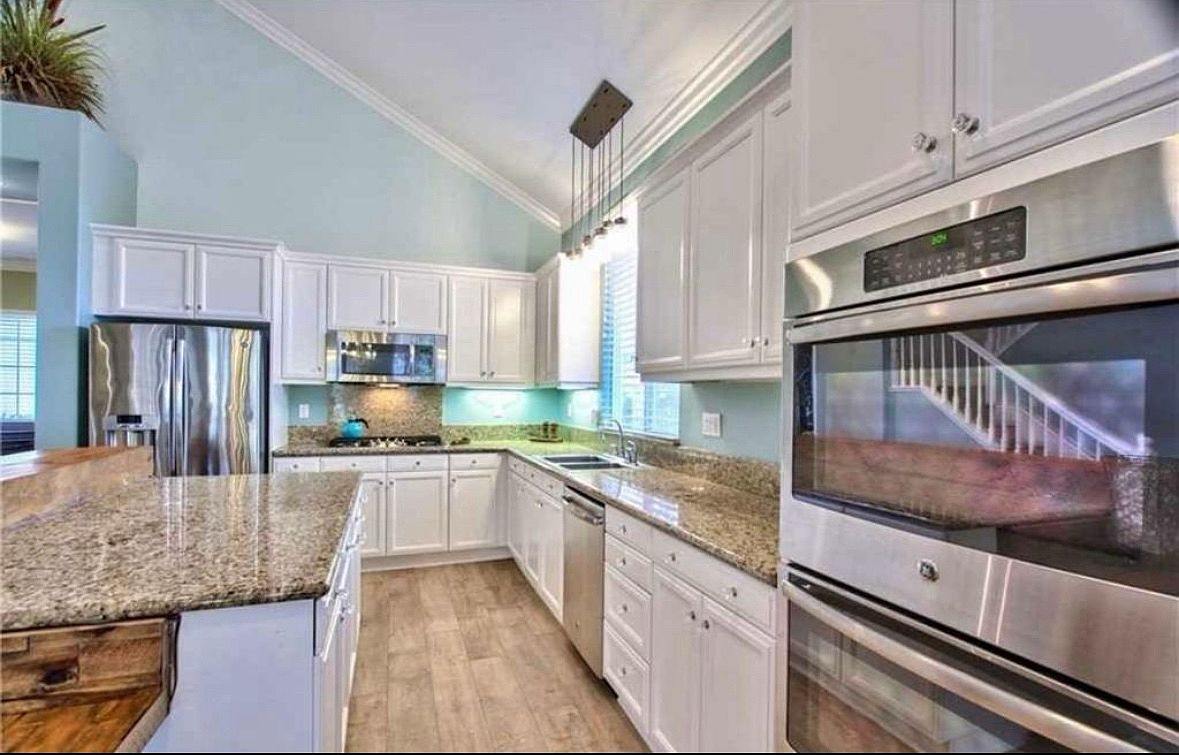 32977 Northshire Cir photo 2