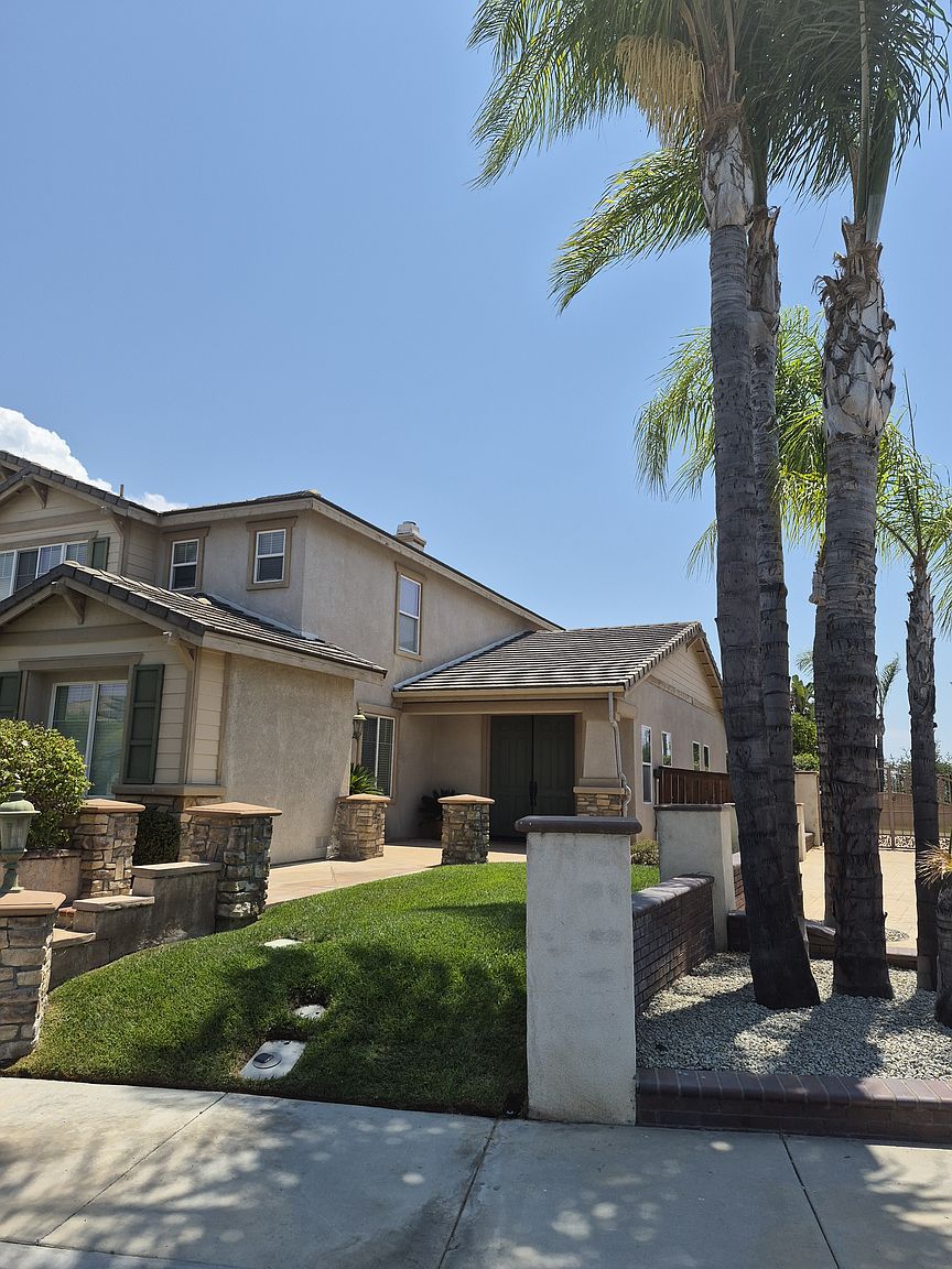 32825 Northshire Cir photo 2