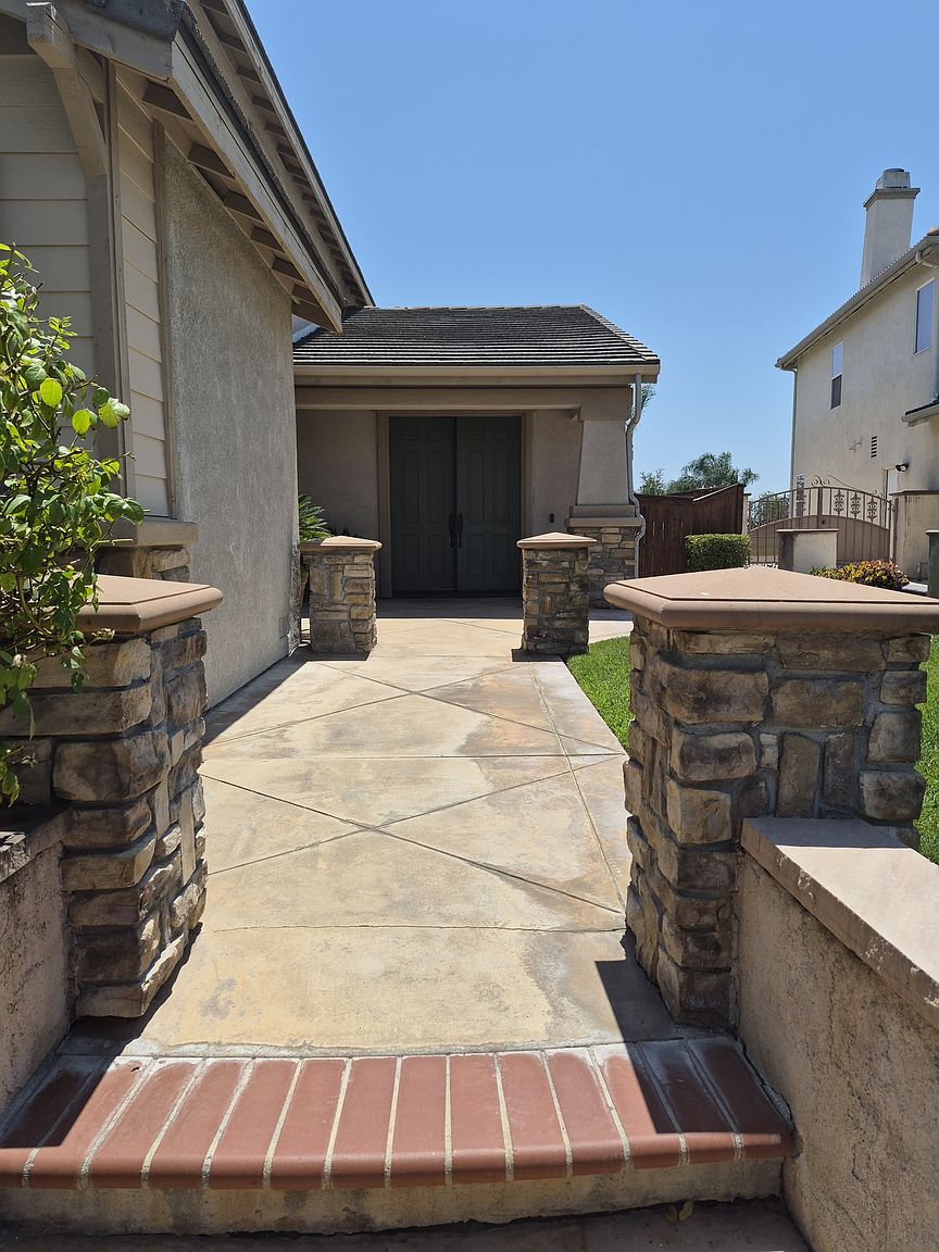32825 Northshire Cir photo 4