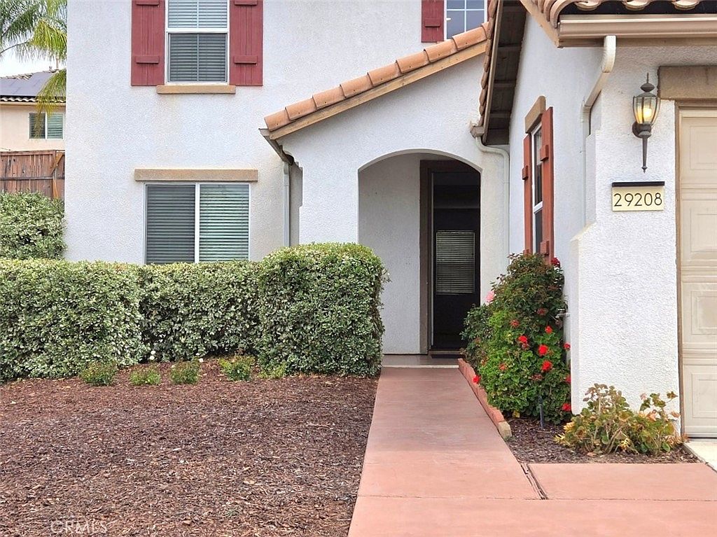 29208 Broken Arrow Way photo 3