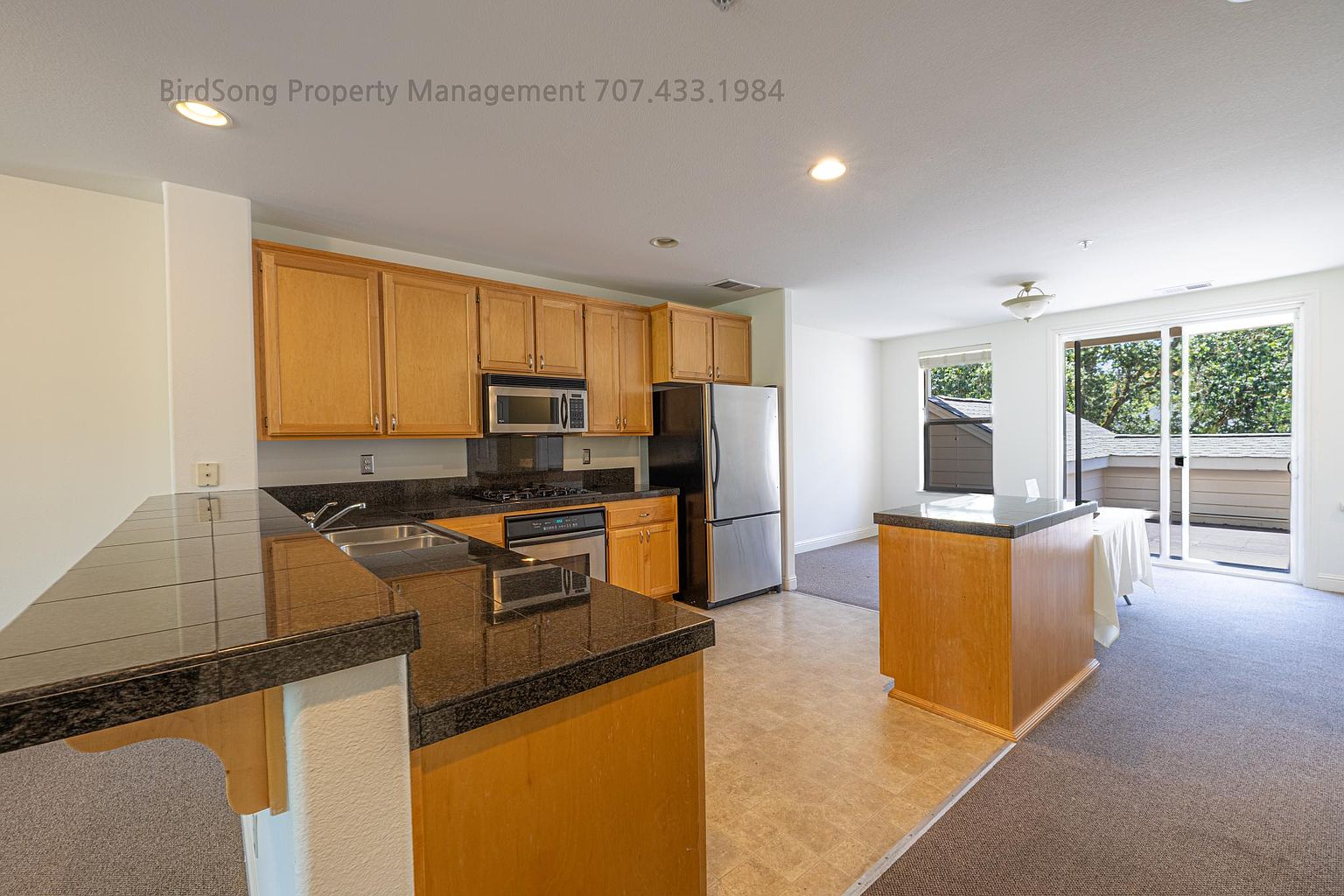 760 McClelland Dr photo 2