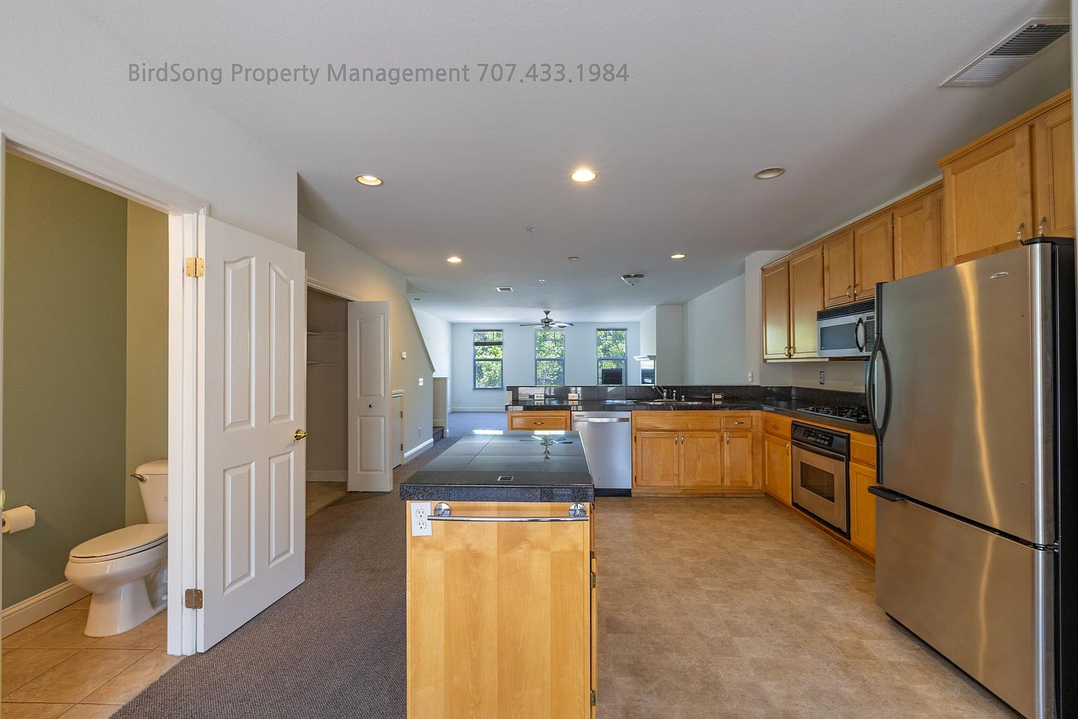 760 McClelland Dr photo 4