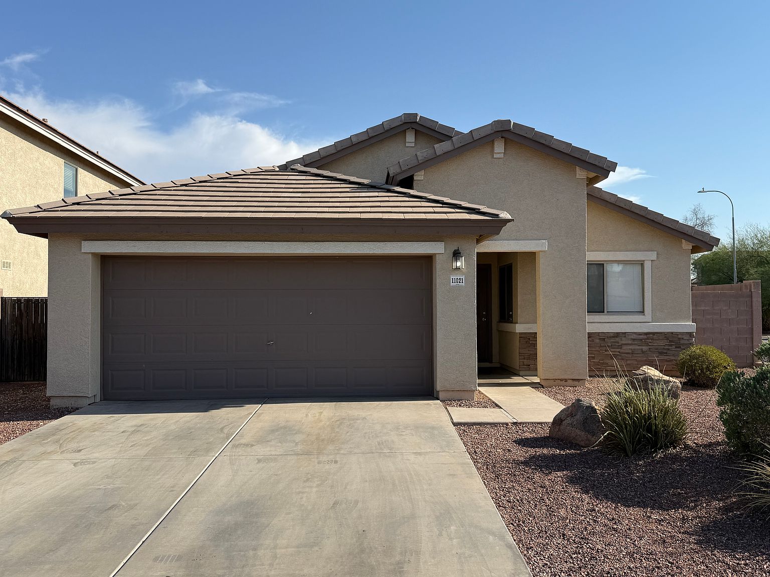 11021 W Rio Vista Ln