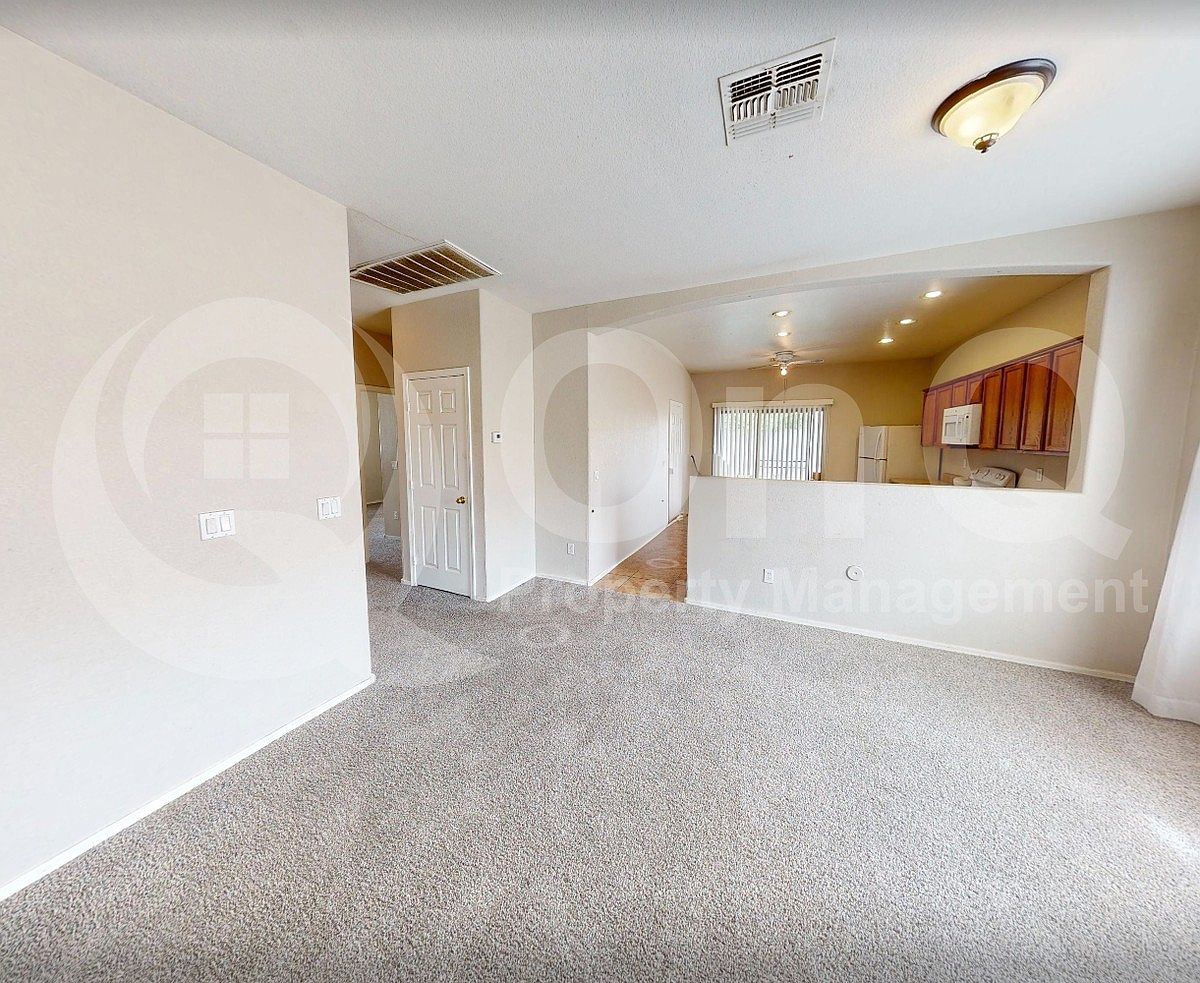 9716 W Kingman St photo 4