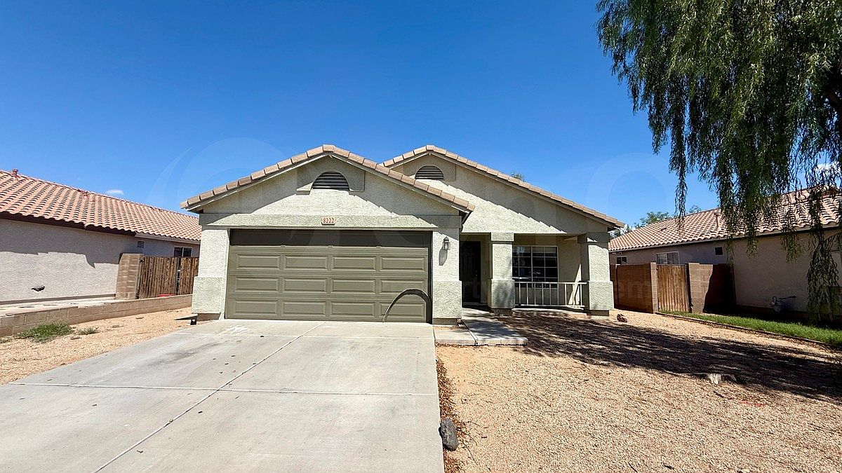 8222 W Pima St photo 2