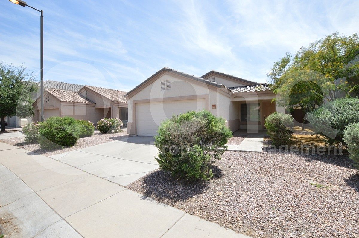10039 E Crescent Ave photo 2