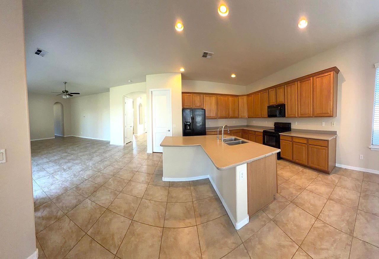 3163 S Porter St Gilbert, AZ 85295 photo 5