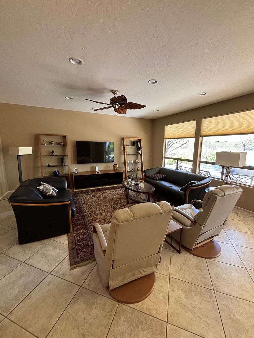 16919 W Villagio Drive photo 5