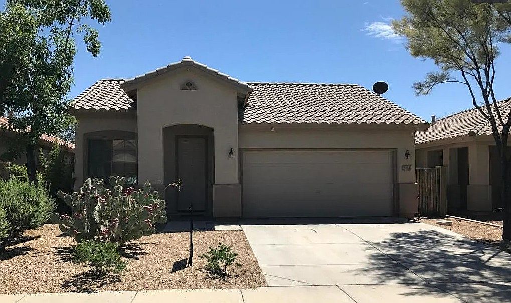 2555 W Lewis And Clark Trl