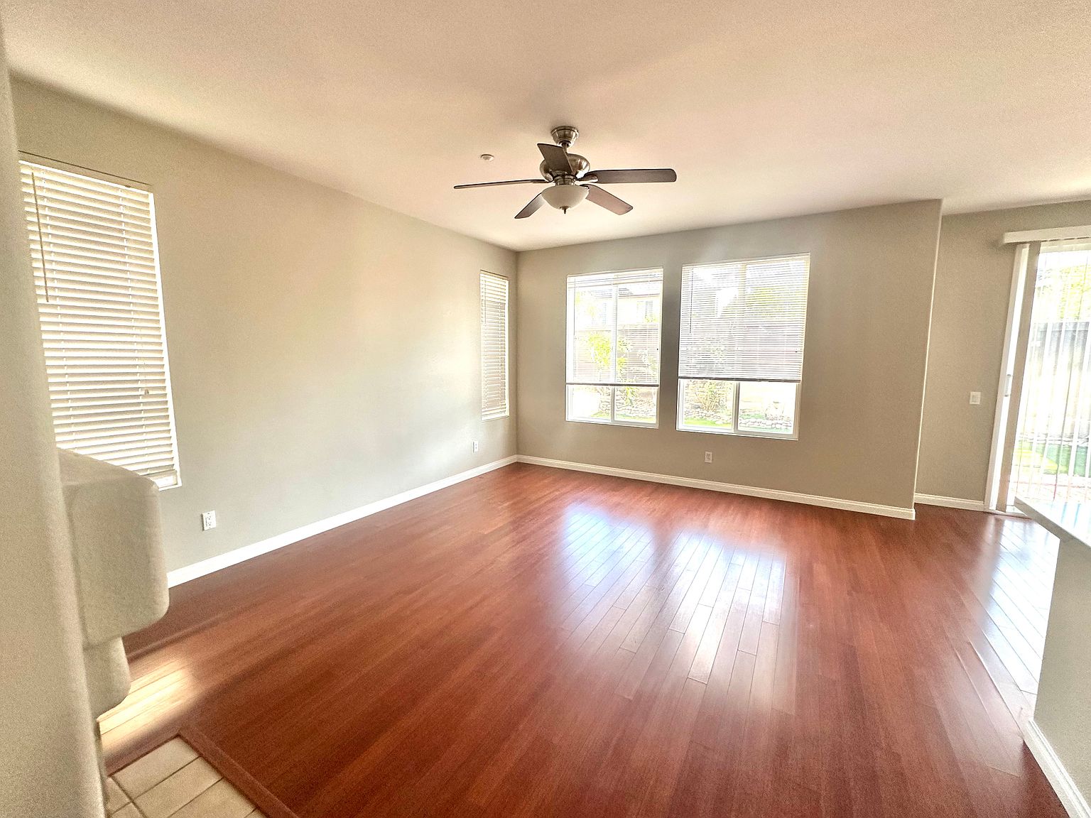 10023 Fieldthorn St photo 5