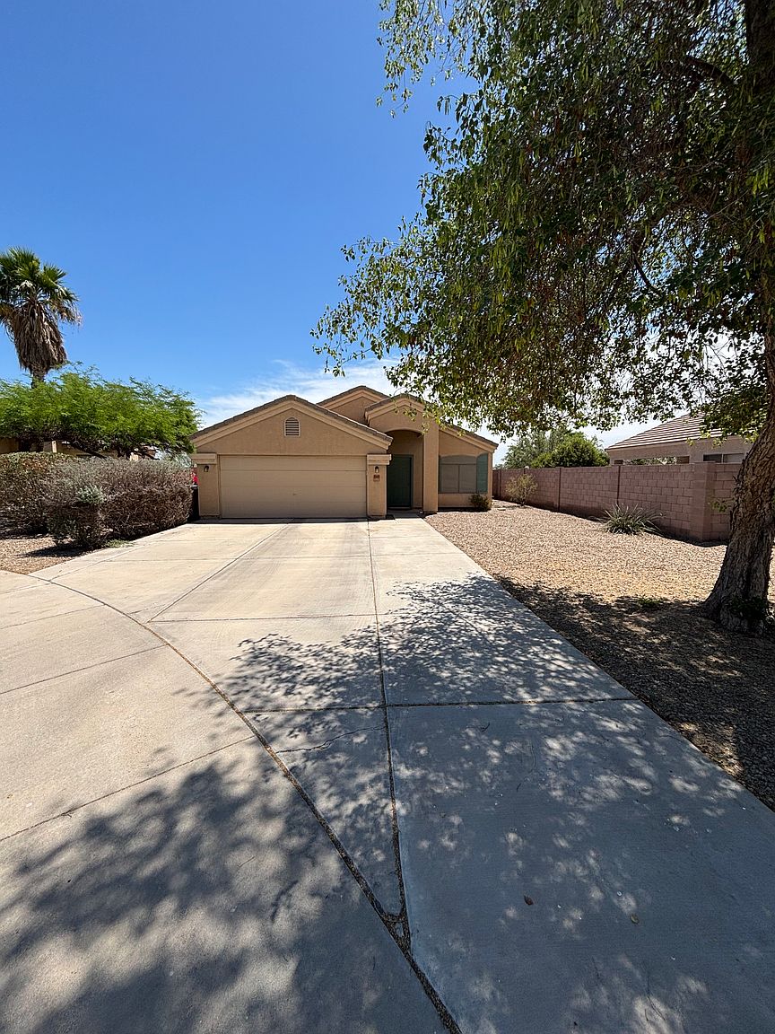 15957 W Larkspur Dr photo 2
