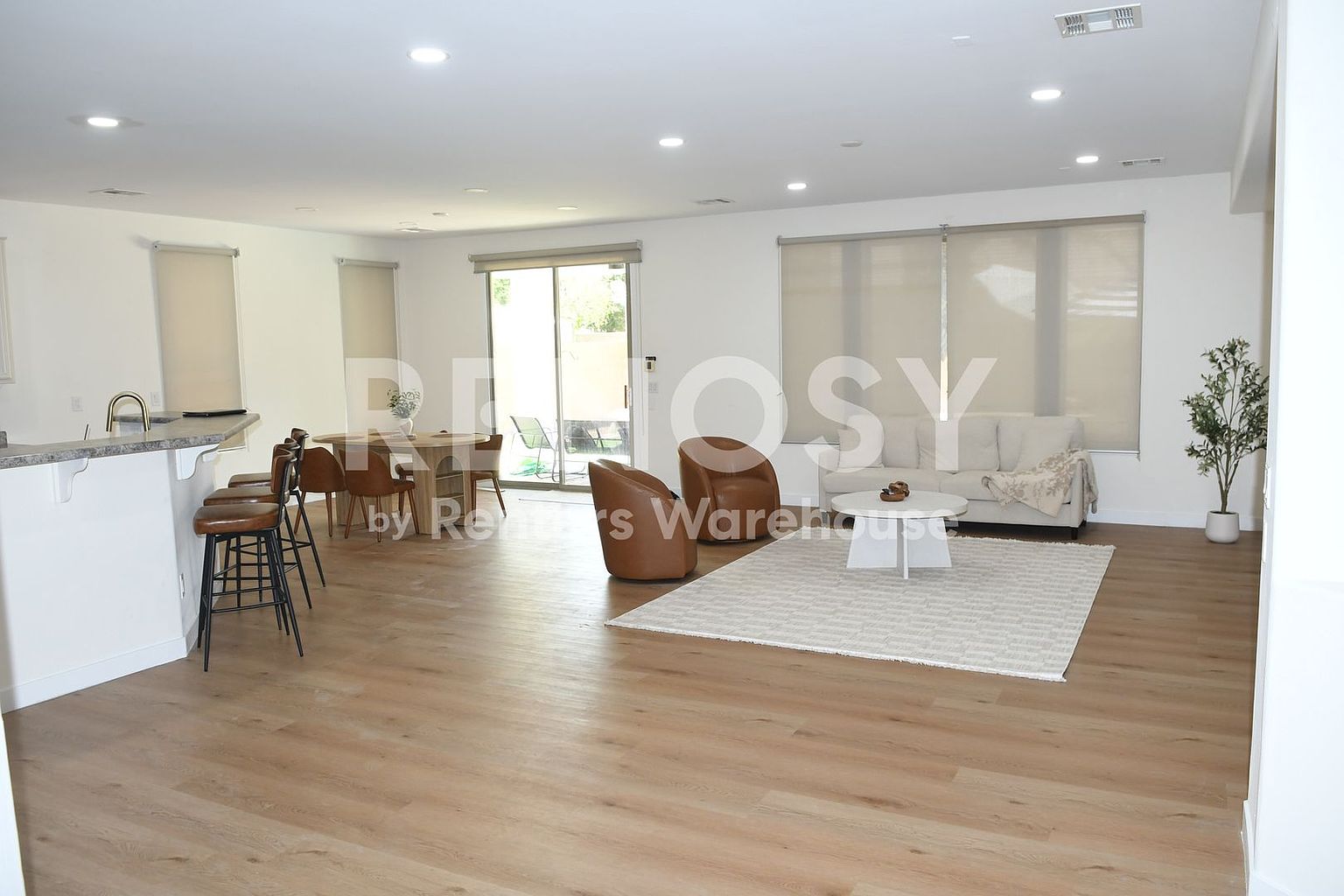 10413 W Roanoke Ave Avondale, AZ 85392 photo 5