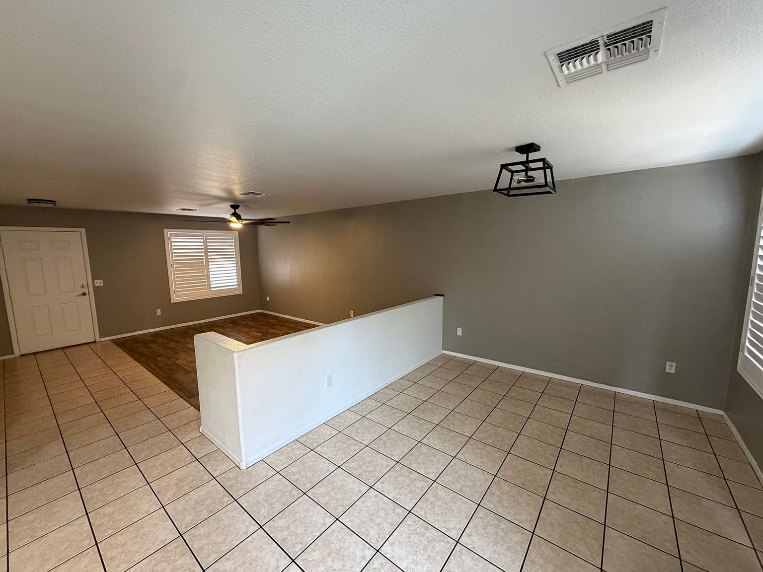 9407 W Terri Lee Dr photo 3