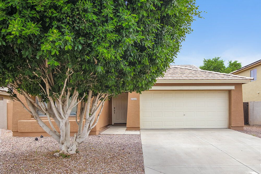 6622 S 23rd Ave Phoenix, AZ 85041 photo 2