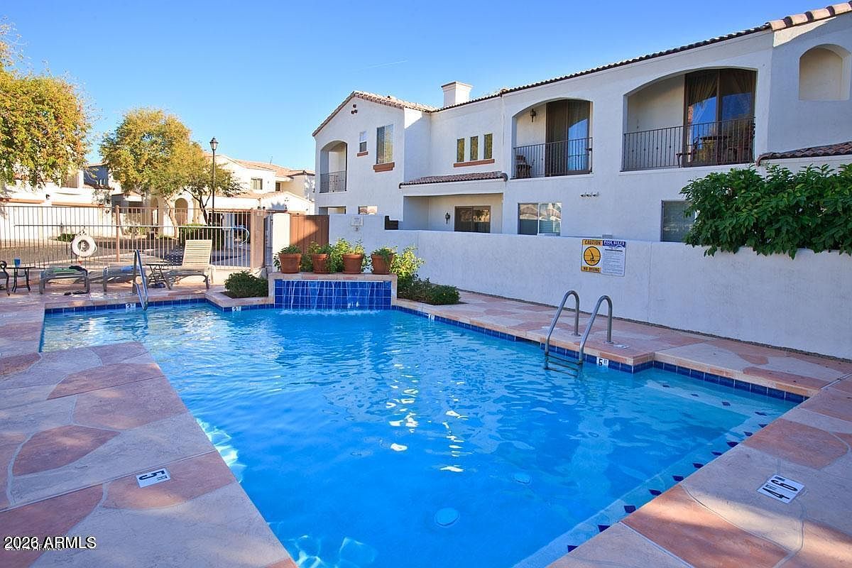1750 E Ocotillo Rd Phoenix, AZ 85016 photo 3