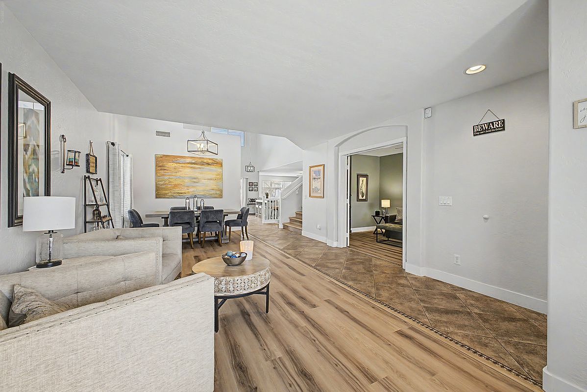 5924 W Park View Ln Glendale, AZ 85310 photo 5