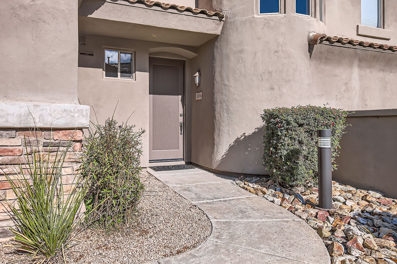 19475 N Grayhawk Dr photo 3