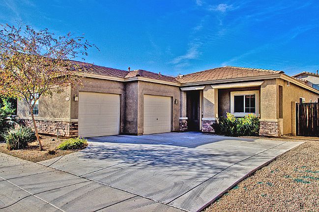 2050 N Arbor Ln Chandler, AZ 85225 photo 2