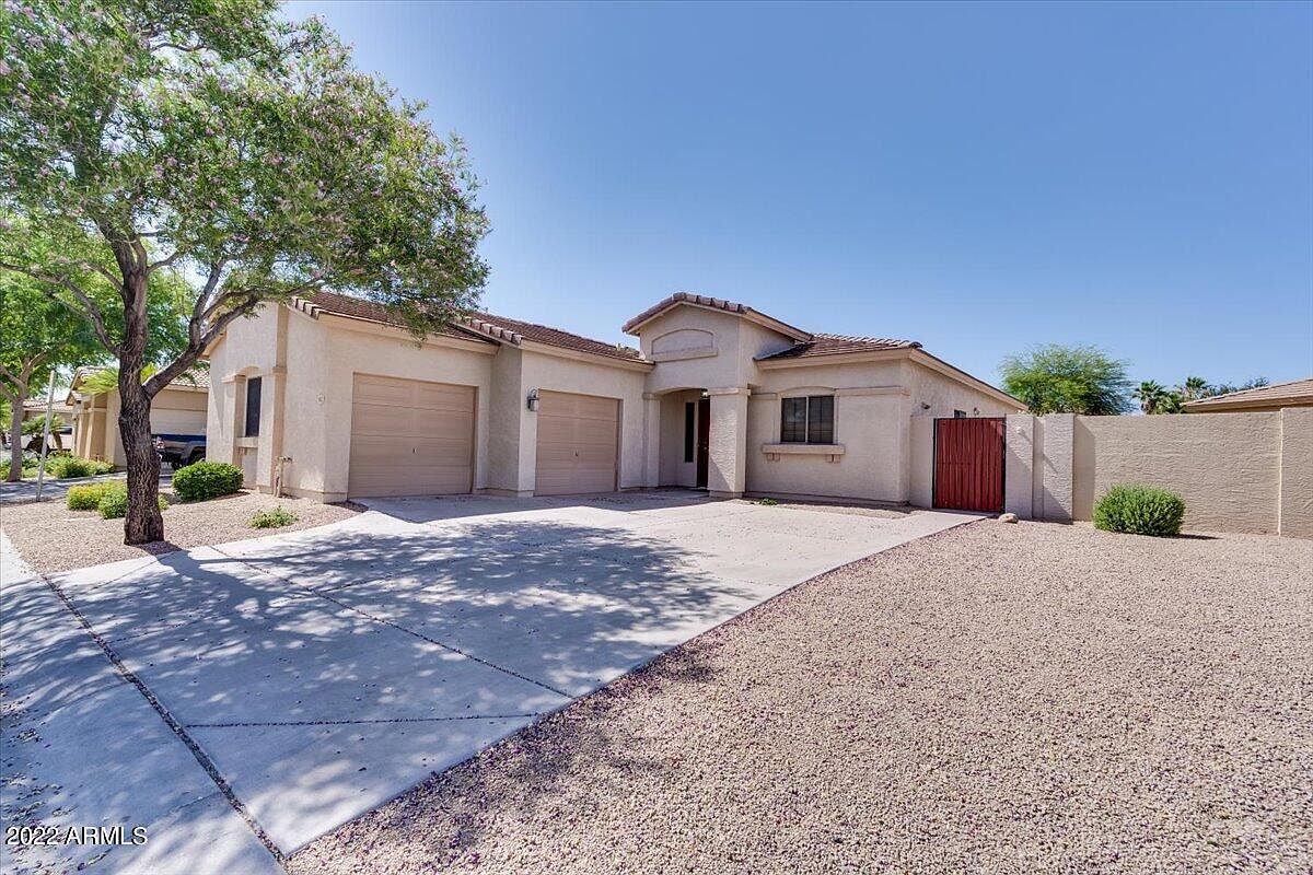 902 E Madeline Dr photo 2