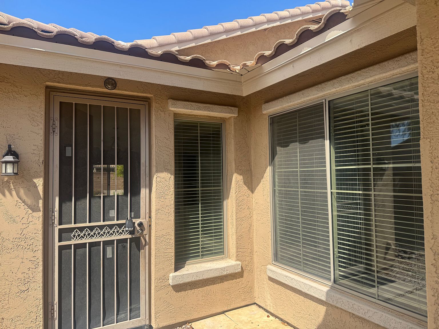 2114 E Zion Way photo 3