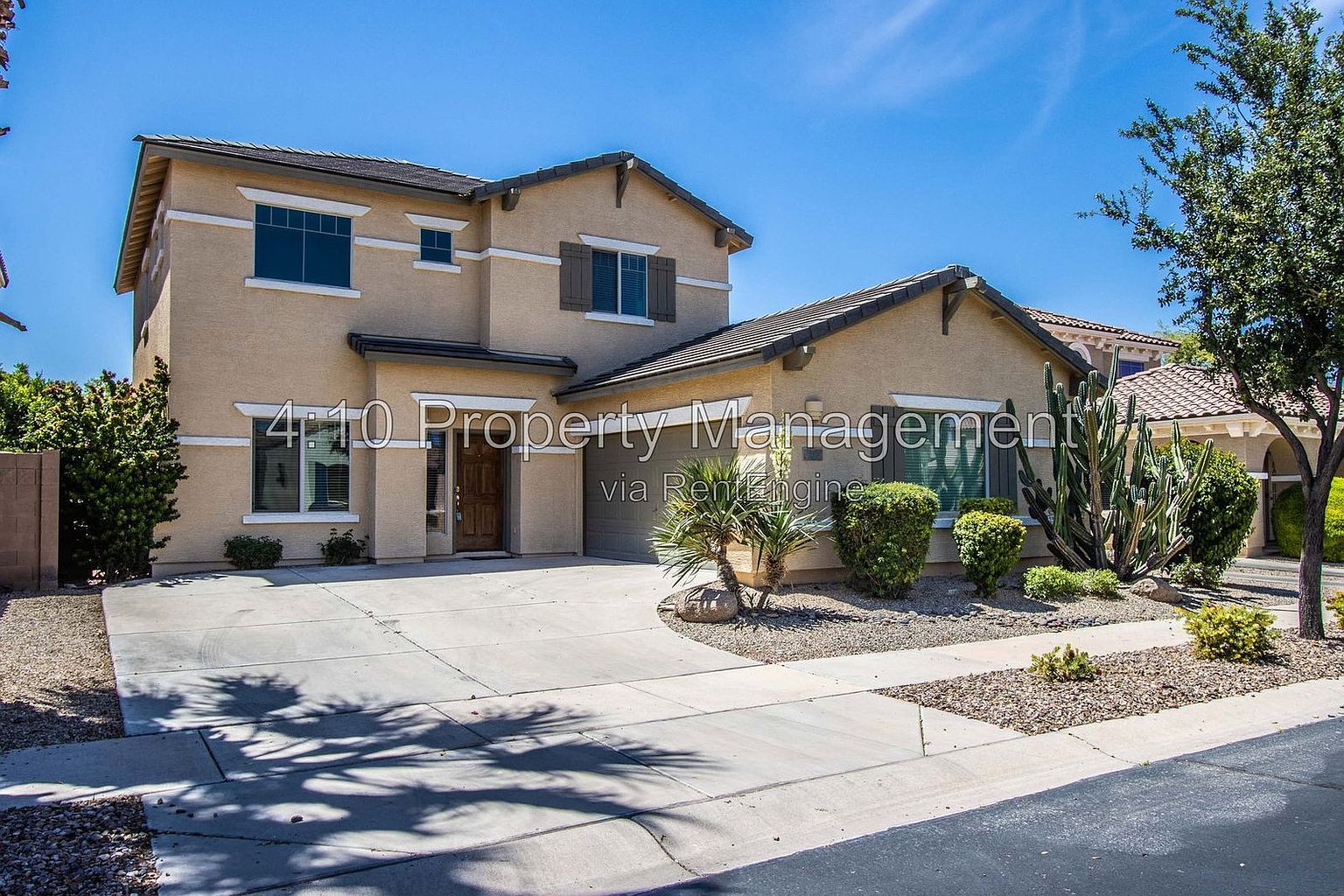 951 E Bellerive Pl photo 2