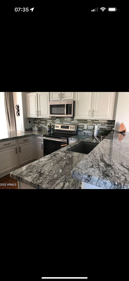 941 E Cherry Hills Dr photo 2