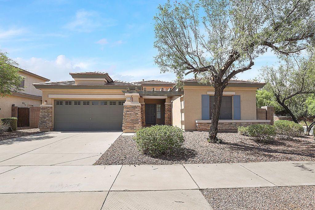 18631 E Swan Dr photo 3