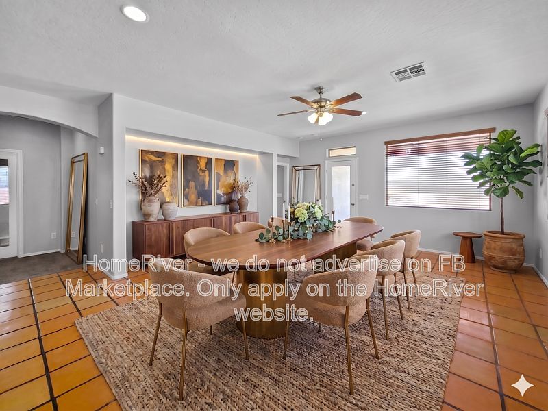 18394 W Paseo Way photo 5