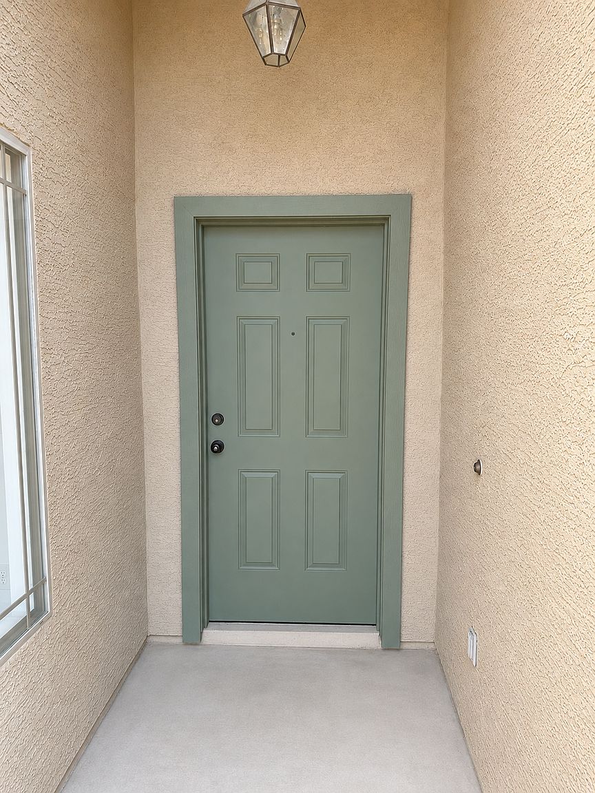 16018 W Lupine Ave photo 2